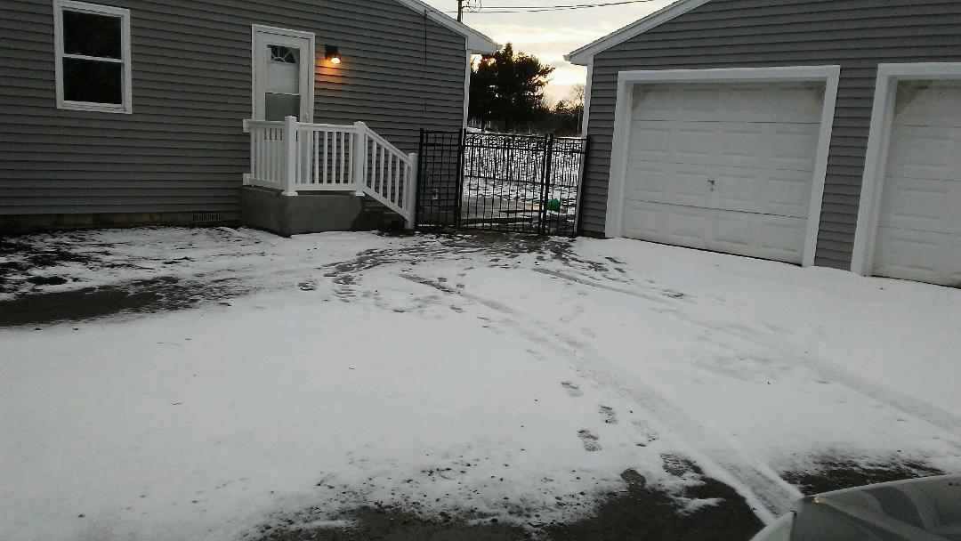 entrance - 216 Walnut St