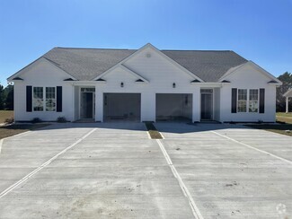 Building Photo - 2013 Briarwood Dr