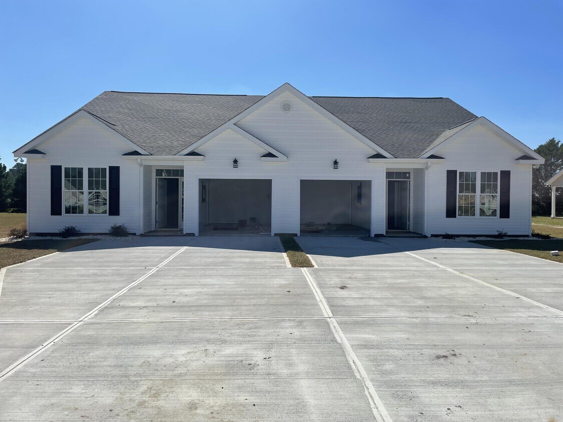Foto principal - 2013 Briarwood Dr