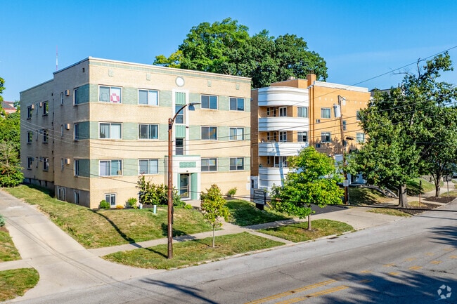 Building Photo - Edenview
