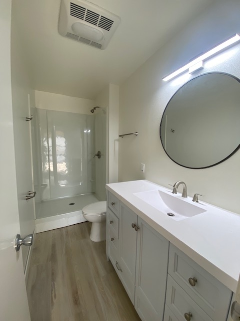 Hall bathroom - 7765 W 91st St