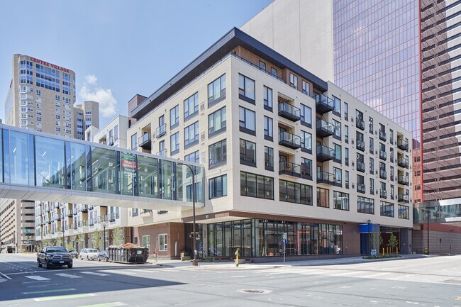 Building Photo - 600 5th Ave S