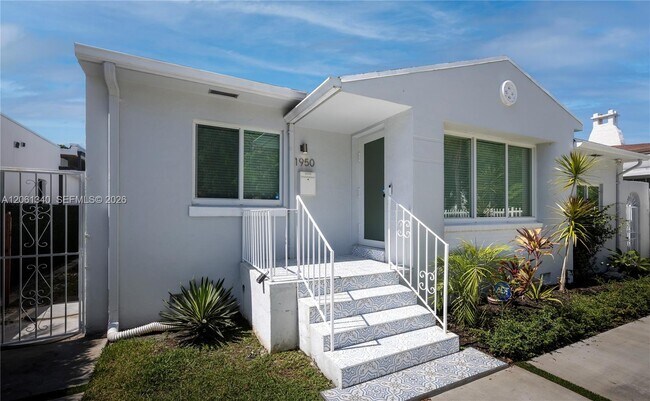 Foto del edificio - 1950 SW 13th St