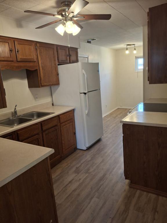 Building Photo - 210 Conger Ave