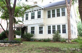 Building Photo - 4819 Jarboe St