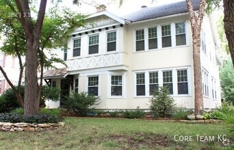 Building Photo - 4819 Jarboe St