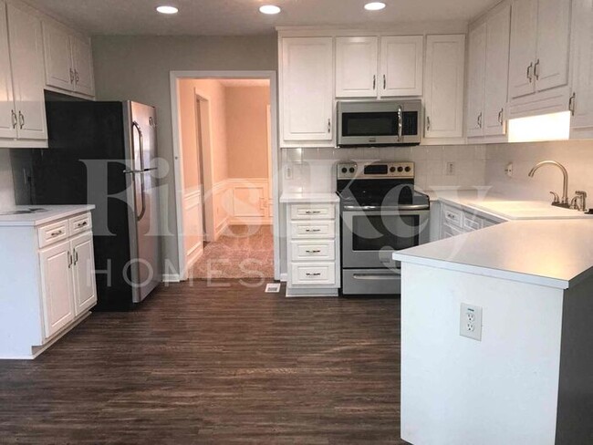 Foto del edificio - 3421 Lynley Mill Ln