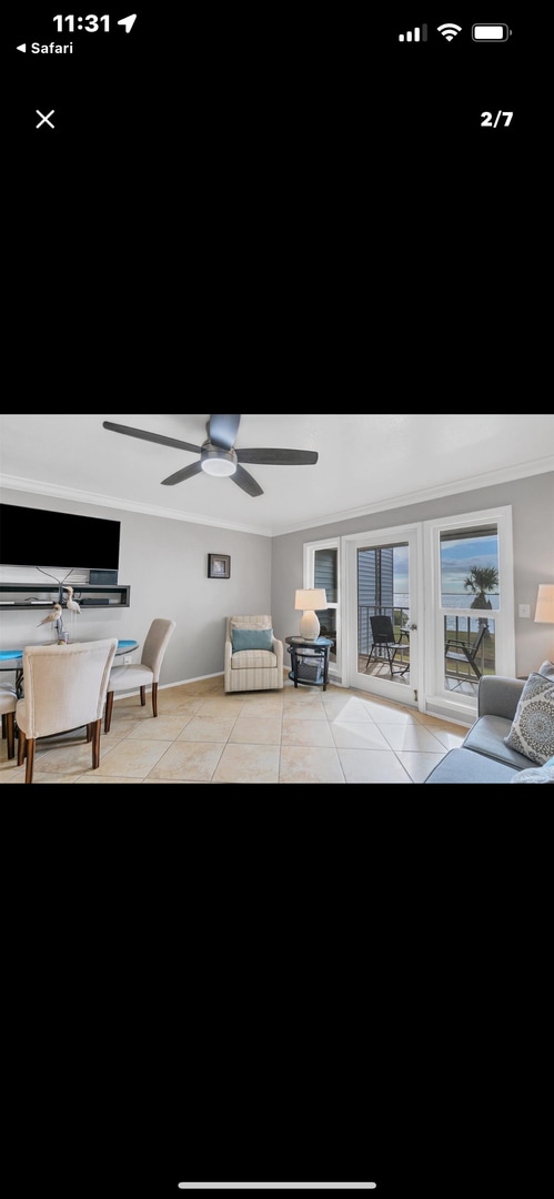 Building Photo - 1/1 Fully Furnished Waterfront Condo
