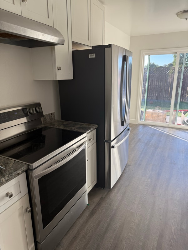 Building Photo - 4373 Hoen Ave
