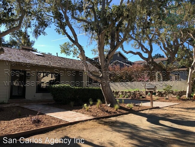 Building Photo - 2 br, 1 bath House - 945 Colton Street