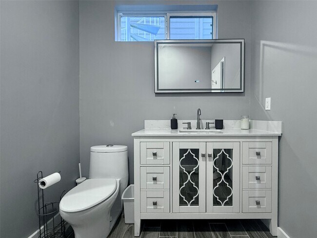 Foto del edificio - 608 W Drew St