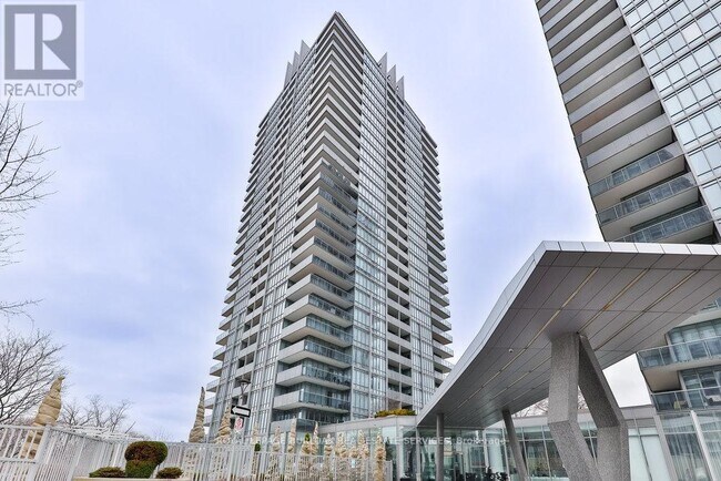 Photo du bâtiment - 88 Park Lawn Rd