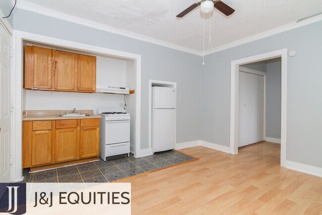 Foto del interior - 4735 N Beacon St