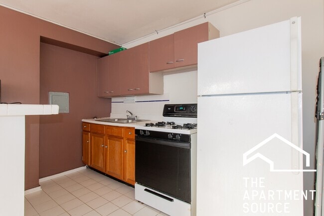 Foto del edificio - 3950 N Lake Shore Dr