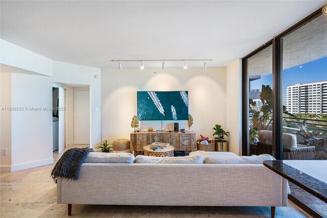 Foto del edificio - 1330 West Ave
