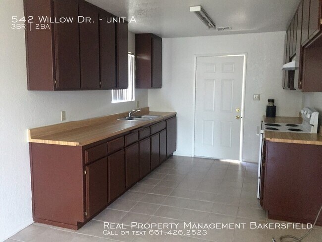 Building Photo - 542 Willow Dr Unit A