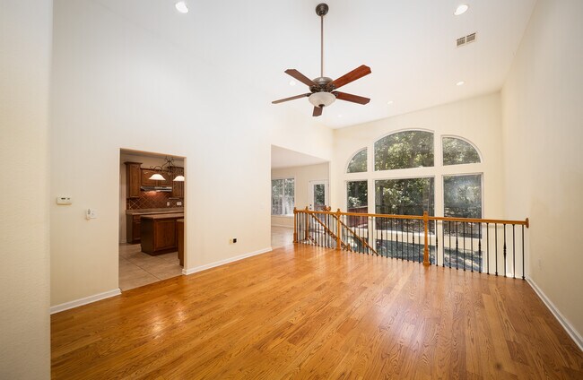 Building Photo - 814 Marit Drive