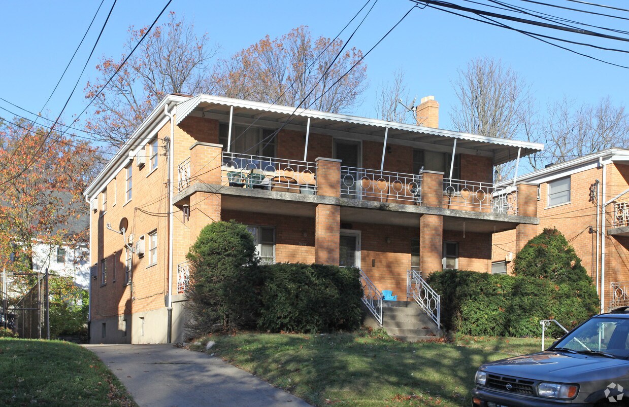 Primary Photo - 3407 McFarlan Rd