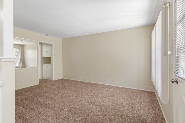 Foto del edificio - 1510 Freeman Ave