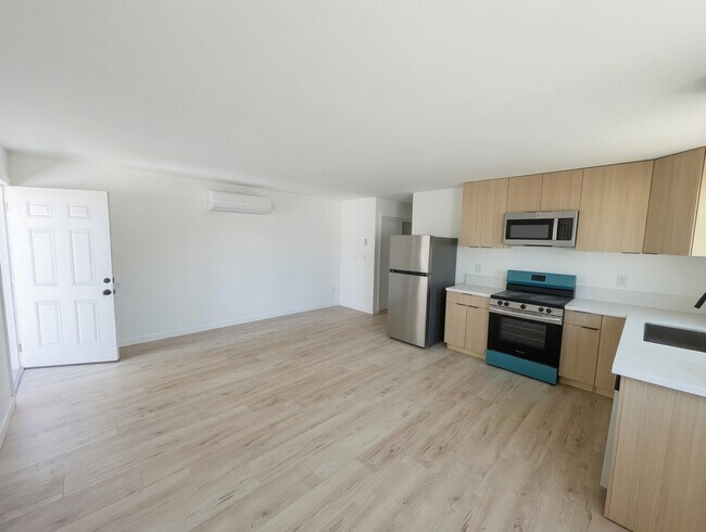 Foto del edificio - 4236 Burns Ave