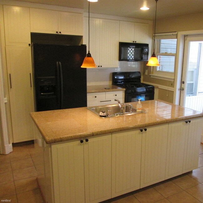 Foto del edificio - 8550 Willow Oak Rd