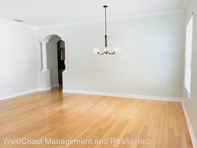 Building Photo - 4 br, 2 bath House - 5034 Torrey Hills Lane