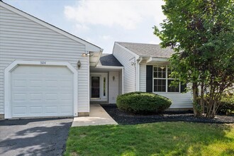 Building Photo - 504 Lyon Dr