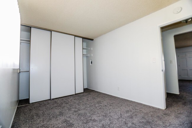 Foto del edificio - 7546 Parkway Dr