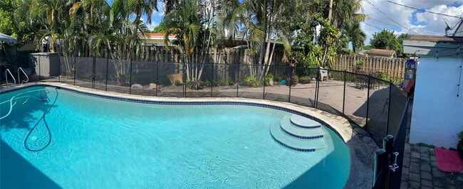 Photo - 7051 SW 11th St House