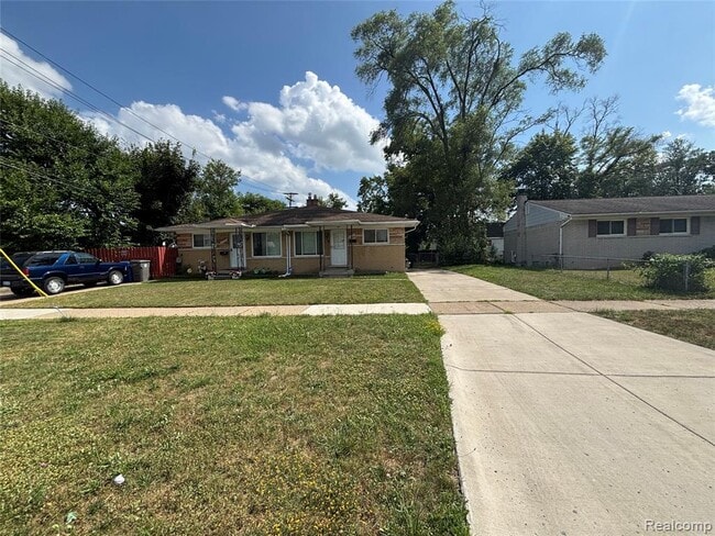 Building Photo - 27441 Avondale St