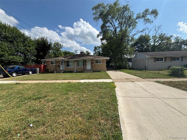 Foto del edificio - 27441 Avondale St