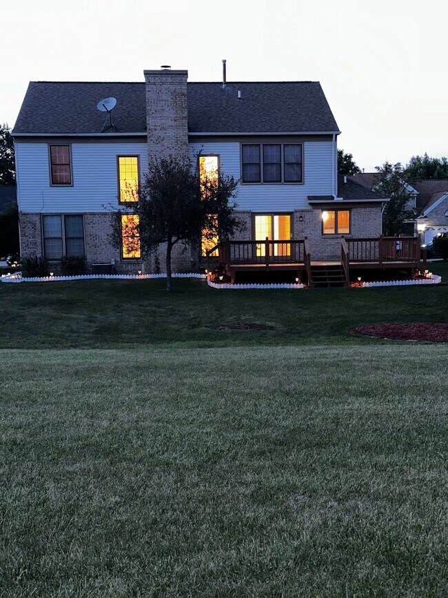 Foto del edificio - 45071 Lothrop Ct