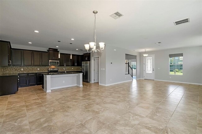 Building Photo - 8698 Lovett Ave