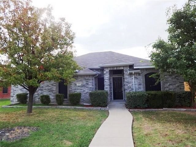 Primary Photo - 7202 Airline Dr