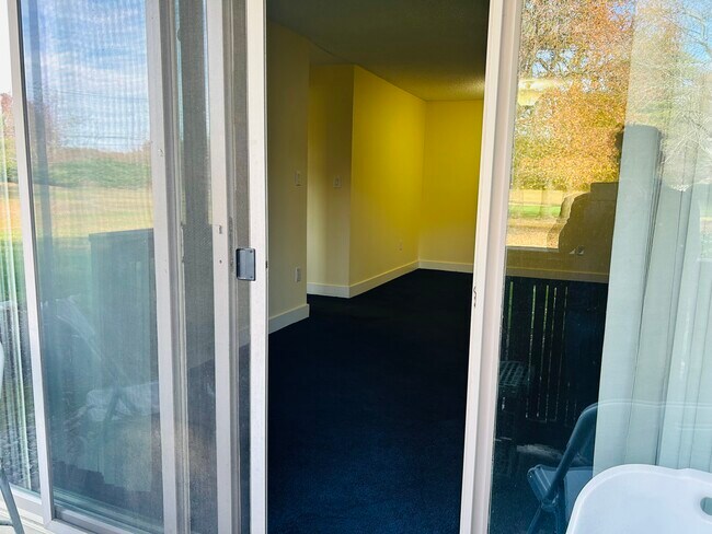 Foto del edificio - 1914 Aspen Dr