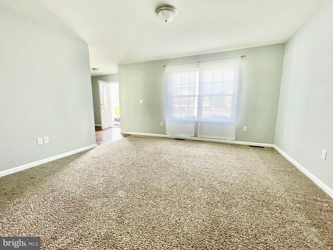 Building Photo - 307 S Marshview Terrace