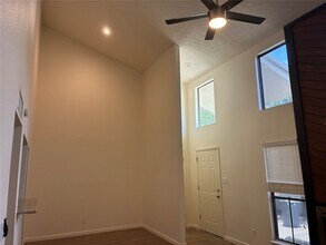 Building Photo - 6401 Deihl Rd