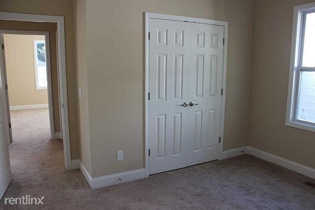 Building Photo - 3 br, 2 bath House - 1302 Mcduffie Ave
