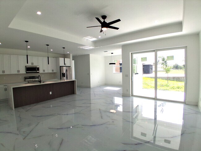 Foto del edificio - 1523 NE 19th Ave