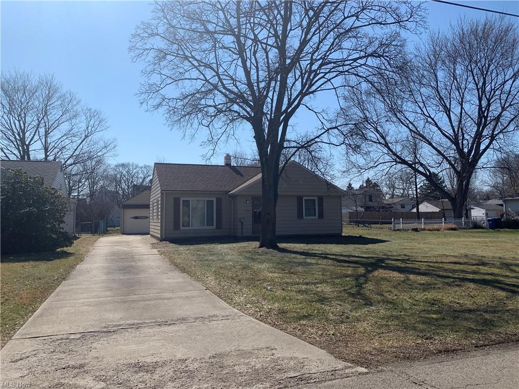 Foto principal - 7730 Dahlia Dr