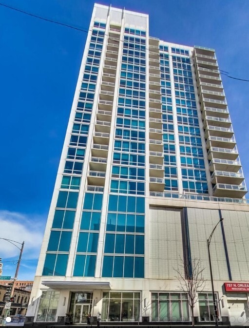 Building Photo - 757 N Orleans St