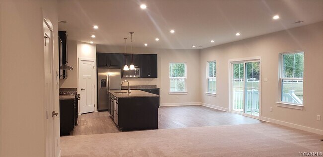 Foto del edificio - 12030 Rotunda Ln