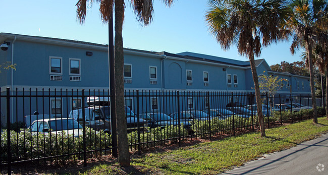 Building Photo - Liberty Studio Apartments