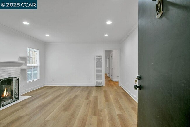 Foto del edificio - 1830 Pine St