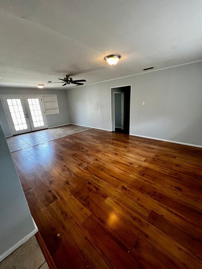 Foto del edificio - LT-3000 Buffalo Gap