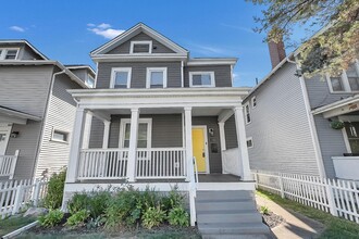 Building Photo - 582 Gilbert St