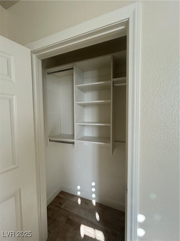 Foto del edificio - 67 E Agate Ave