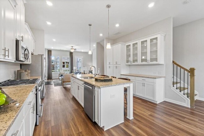 Foto del edificio - 3306 Cherry Grv Ln