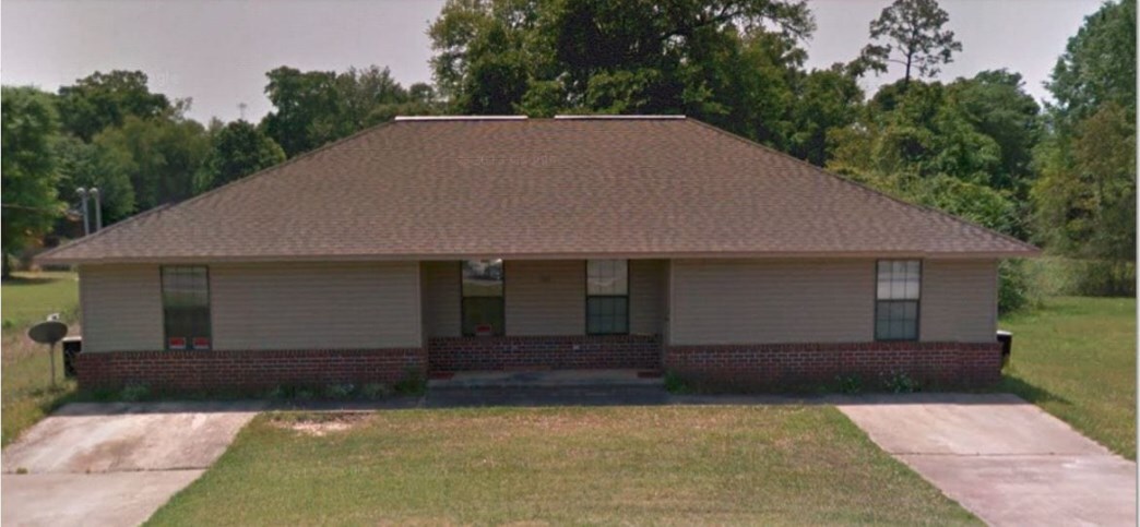 Front of Property - 1801 E Kingsfield Rd