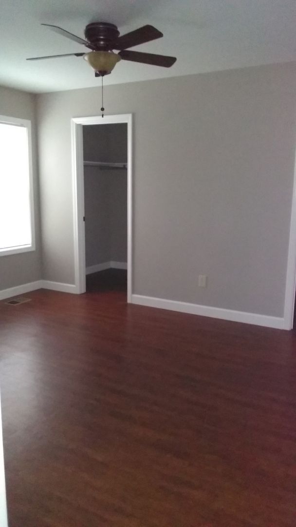 Foto del edificio - 2 BD/ 2 BA